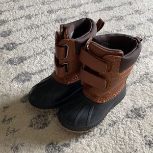 Baby GAP snow boots